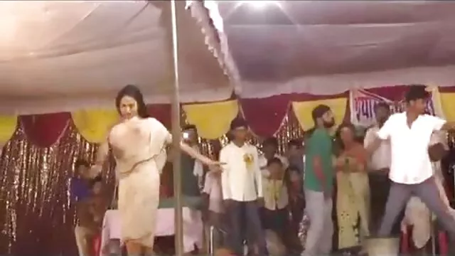 पहली बार वह कोशिश करता है एक मुर्गा इतना सेक्स वीडियो फिल्म फुल एचडी में स्वादिष्ट और इतना बड़ा - अधिक पर