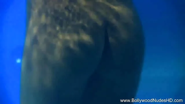 सम्मेलन हैन हिंदी मूवी सेक्सी फुल एचडी