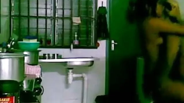 ईएमआई सेक्सी वीडियो फुल मूवी एचडी में गर्म जापानी लड़की