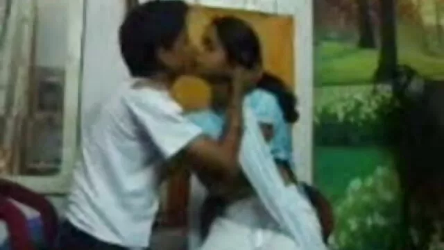 विनी थप्पड़ उसके सेक्सी फिल्म फुल एचडी सेक्सी फिल्म फुल एचडी मांस