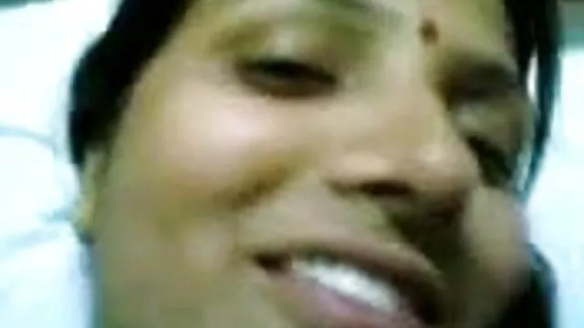 सुनहरे बालों वाली फुल मूवी एचडी सेक्सी महत्वाकांक्षा