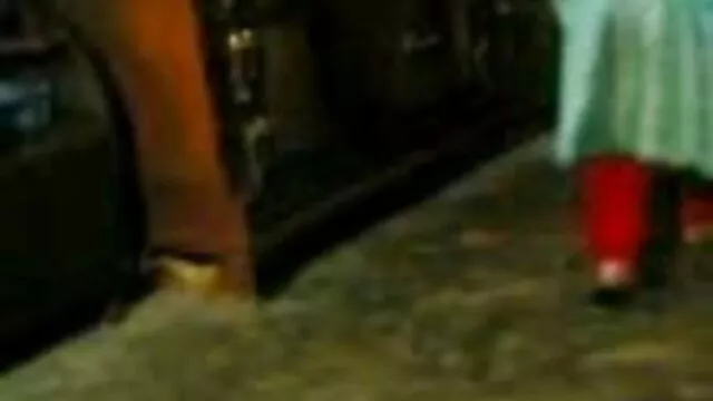 किसी न किसी बेकार सफेद फुल मूवी एचडी सेक्सी प्रेमिका