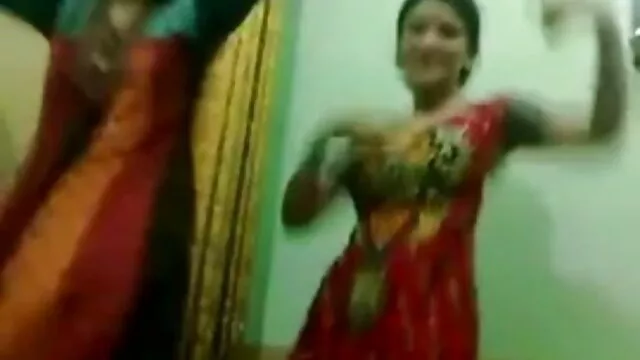 बालों वाले योनी-काटा हुआ भाग मैं फुल एचडी सेक्सी मूवी के साथ निजी कीचड़ स्लाइड गिरोह बैंग