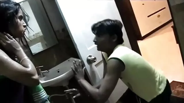 सोलो मुर्गा टीज़र, एशले एक्स एक्स एक्स सेक्सी मूवी फुल एचडी 4कश्मीर में लाइव कैम पर हस्तमैथुन