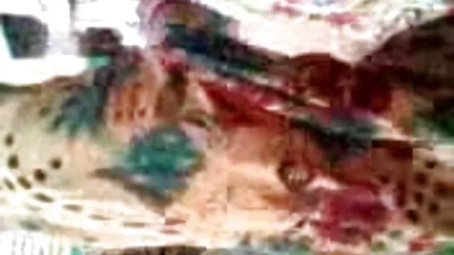 काले बालों वाली शहद सेक्सी वीडियो फुल मूवी एचडी हिंदी में प्यार करता है खेलने के लिए उसे पेशाब में