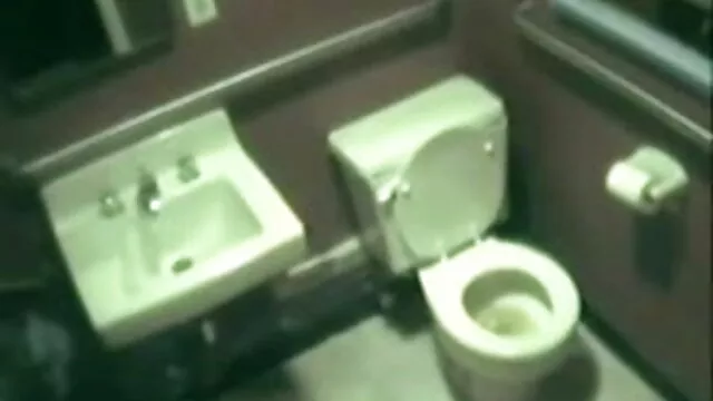 मालकिन बगीचे में सेक्सी वीडियो एचडी में फुल मूवी कमबख्त